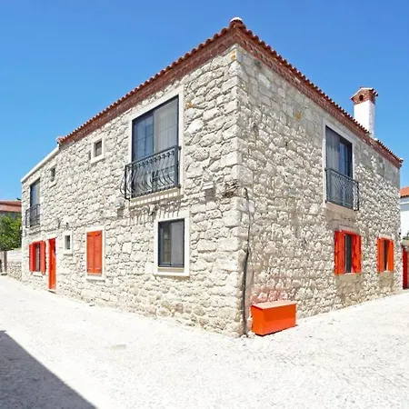 Papavero Alacati מלון 3*